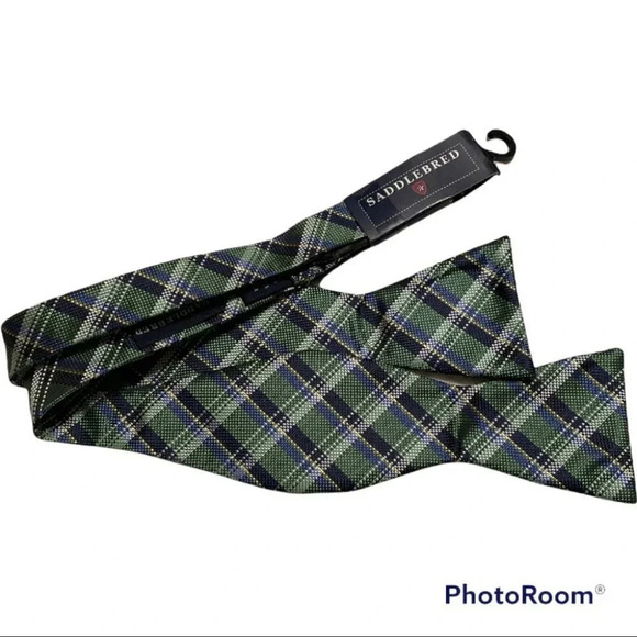 Saddlebred Silk Blend NWT Bow Tie Plaid Navy Green Gold Preppy - Picture 1 of 4